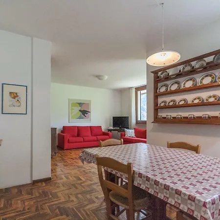 Licia Apartment *